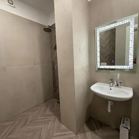 Almare Aparthotel Golem (Tirana)